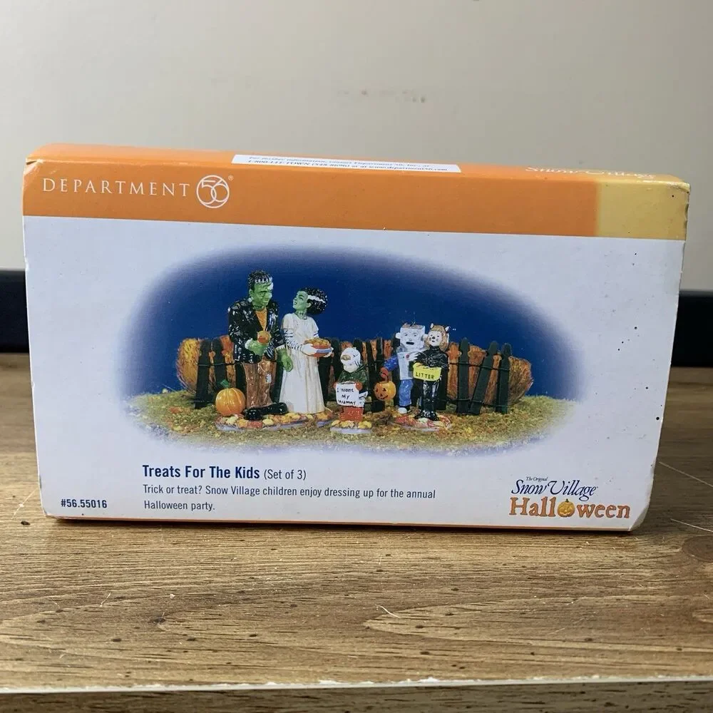 Department 56 Snow Village Halloween Treats For The Kids 56.55016 3 Piece Set
